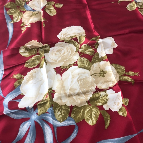 Scarf - Picture 4 of 6